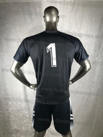 Uniforme Soccer Real Sociedad Visita 2019-20 Negro/Blanco